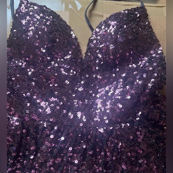 PRIMA DRESSES - Picture 4 of 7